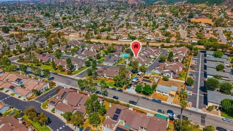 View/Area - 2412 Turnbridge Gln, Escondido, CA 92027 photo 10 of 12