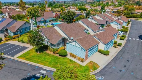 View/Area - 2412 Turnbridge Gln, Escondido, CA 92027 photo 3 of 12