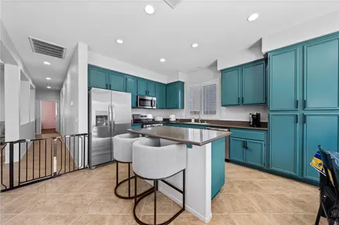 1854 Jasmine Ct, San Jacinto, CA 92583
