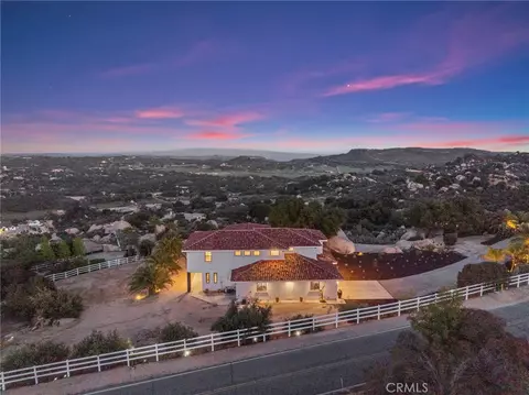 41950 Hacienda Dr, Murrieta, CA 92562