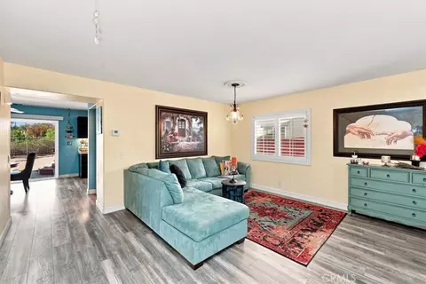 Living - 42145 Delmonte, Temecula, CA 92591 photo 2 of 5