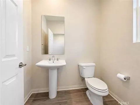 Bath - 26835 James, Menifee, CA 92585 photo 5 of 5