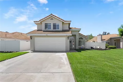 Exterior - 30171 Pechanga Dr, Temecula, CA 92592 photo 4 of 14