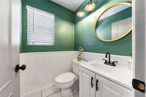 Bath - 30171 Pechanga Dr, Temecula, CA 92592 photo 1 of 5