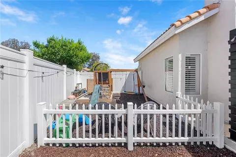 Exterior - 30171 Pechanga Dr, Temecula, CA 92592 photo 12 of 14