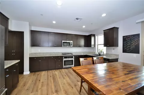 Kitchen - 42648 Indigo Pl, Temecula, CA 92592 photo 1 of 2