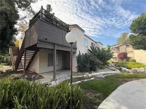 1466 Cabrillo Park, Santa Ana, CA 92701