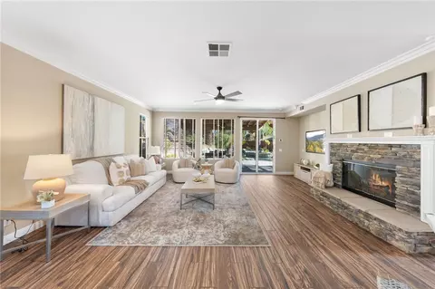 Living - 31465 Inverness Ct, Temecula, CA 92591 photo 5 of 9