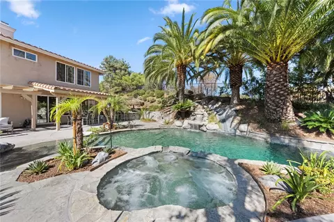 Exterior - 31465 Inverness Ct, Temecula, CA 92591 photo 12 of 20