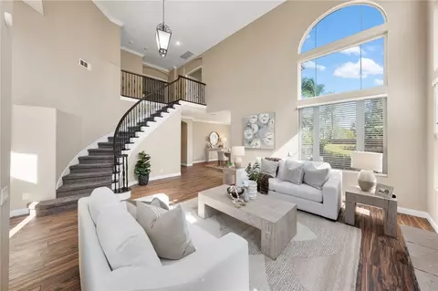 Living - 31465 Inverness Ct, Temecula, CA 92591 photo 4 of 9