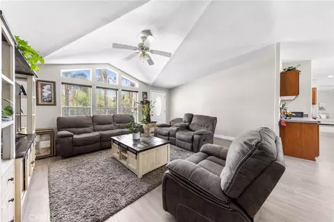 31559 Wolfskill, Nuevo, CA 92567 photo 5