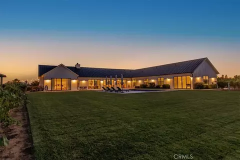 Exterior - 41838 Altanos, Temecula, CA 92592 photo 13 of 41