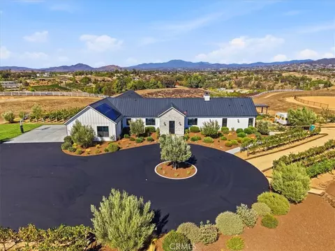 Exterior - 41838 Altanos, Temecula, CA 92592 photo 37 of 41