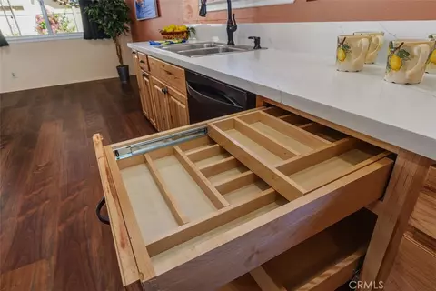 Kitchen - 2666 Alegre, Hemet, CA 92545 photo 5 of 5