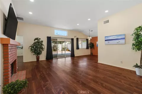 Living - 2666 Alegre, Hemet, CA 92545 photo 1 of 7