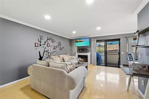 Living - 1016 Grape St, San Marcos, CA 92069 photo 1 of 2