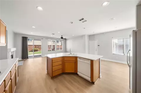Living - 27145 Cherry Grove Ct, Temecula, CA 92591 photo 5 of 10