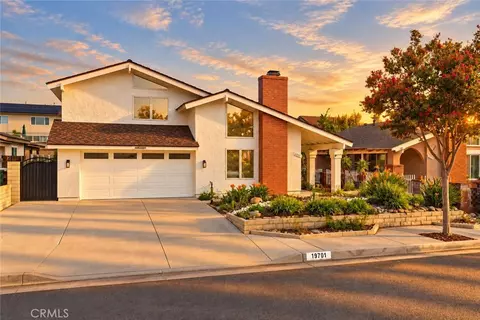 19701 Bluefield Plz, Yorba Linda, CA 92886