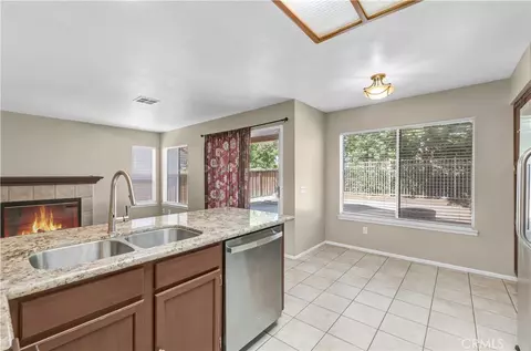 Kitchen - 43156 Corte Almonte, Temecula, CA 92592 photo 4 of 4