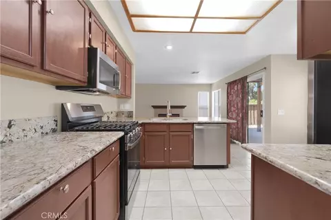 Kitchen - 43156 Corte Almonte, Temecula, CA 92592 photo 1 of 4