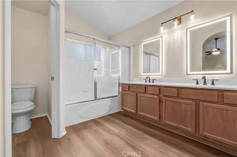 Bath - 43156 Corte Almonte, Temecula, CA 92592 photo 1 of 2