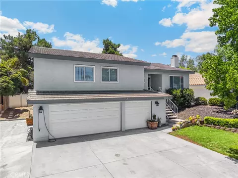 30833 Burning Tree, Canyon Lake, CA 92587