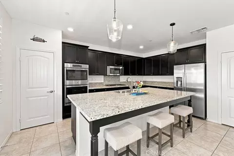 Kitchen - 29609 Argyle Cir, Menifee, CA 92584 photo 3 of 4