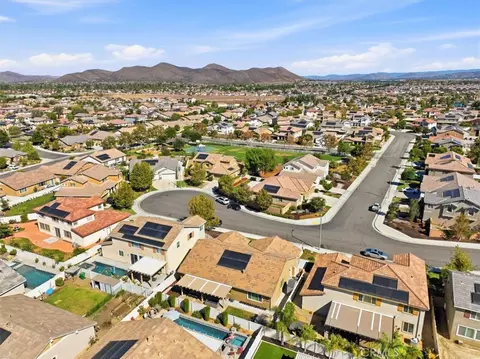 View/Area - 29609 Argyle Cir, Menifee, CA 92584 photo 6 of 11