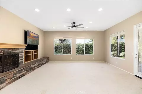 Living - 43831 Carentan, Temecula, CA 92592 photo 9 of 12