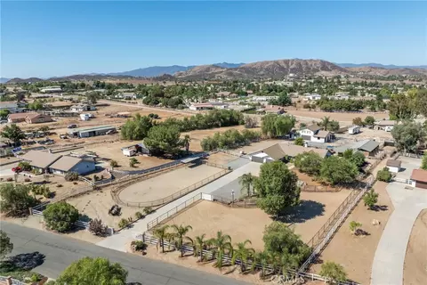 View/Area - 17720 Copper Queen, Perris, CA 92570 photo 8 of 9