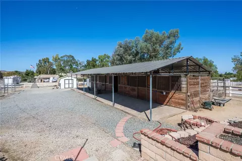 Exterior - 17720 Copper Queen, Perris, CA 92570 photo 15 of 21