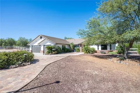 Exterior - 17720 Copper Queen, Perris, CA 92570 photo 7 of 21