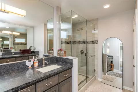 Bath - 17720 Copper Queen, Perris, CA 92570 photo 3 of 5