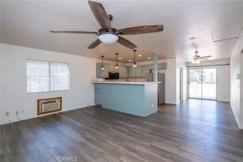 Living - 17720 Copper Queen, Perris, CA 92570 photo 6 of 8