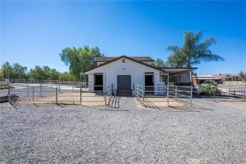 Exterior - 17720 Copper Queen, Perris, CA 92570 photo 16 of 21