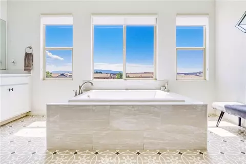 Bath - 32163 Verbena, Temecula, CA 92591 photo 4 of 7