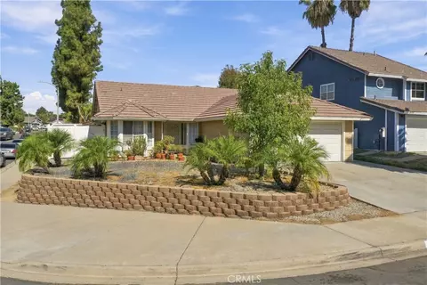 41181 Mountain Pride Dr, Murrieta, CA 92562