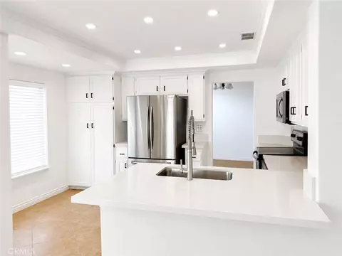 Kitchen - 28594 Moon Shadow, Menifee, CA 92584 photo 2 of 2