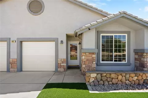 Exterior - 8935 Ironstone Ct, Hesperia, CA 92344 photo 7 of 11