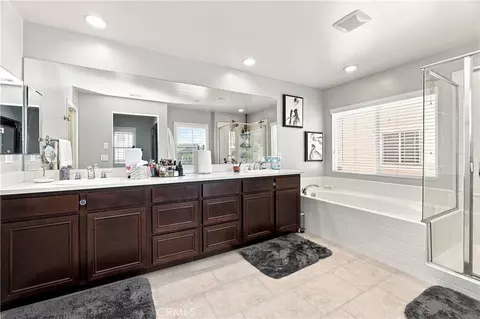 Bath - 29258 Nectarine St, Menifee, CA 92584 photo 3 of 4