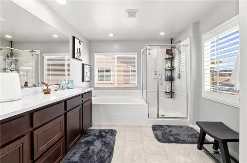 Bath - 29258 Nectarine St, Menifee, CA 92584 photo 4 of 4