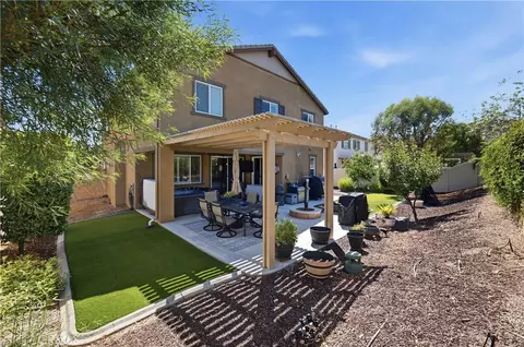 Exterior - 29258 Nectarine St, Menifee, CA 92584 photo 7 of 11