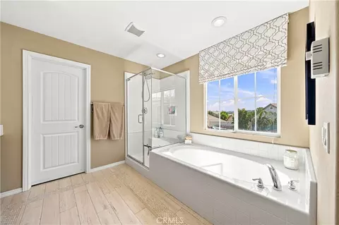 Bath - 29081 Nectarine, Menifee, CA 92584 photo 3 of 4