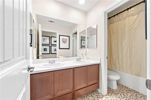 Bath - 29081 Nectarine, Menifee, CA 92584 photo 4 of 4