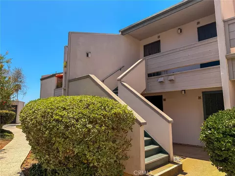 3242 Ashford St #P, San Diego, CA 92111