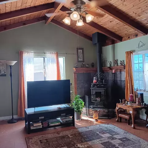 Living - 12431 8th, Yucaipa, CA 92399 photo 2 of 3