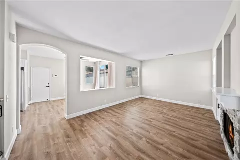 Living - 39552 June Rd, Temecula, CA 92591 photo 3 of 4