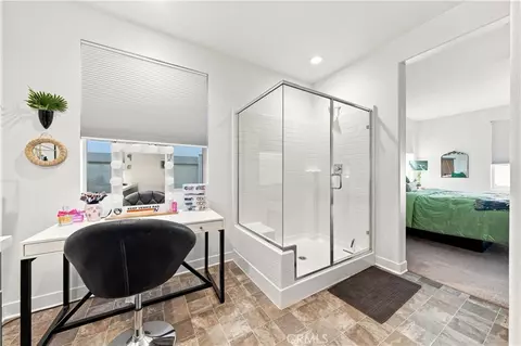 Bath - 24954 Whispering Way, Menifee, CA 92584 photo 2 of 2