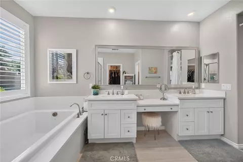 Bath - 45867 Cebalo, Temecula, CA 92592 photo 3 of 3