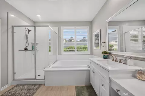 Bath - 45867 Cebalo, Temecula, CA 92592 photo 2 of 3